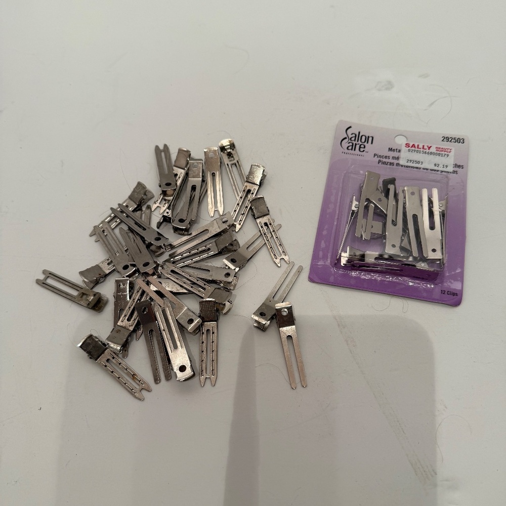 72 Used and 12 New Metal Roller Clips (84 Count)